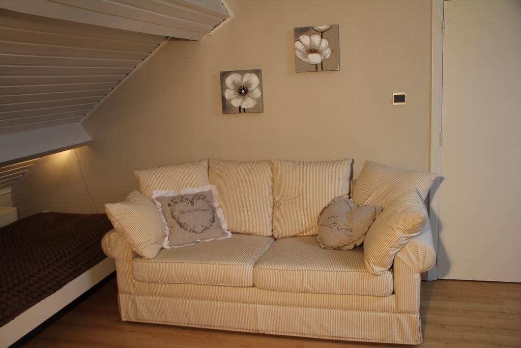 B&B Huize Bex NeerNeerpelt Oda fotoğraf